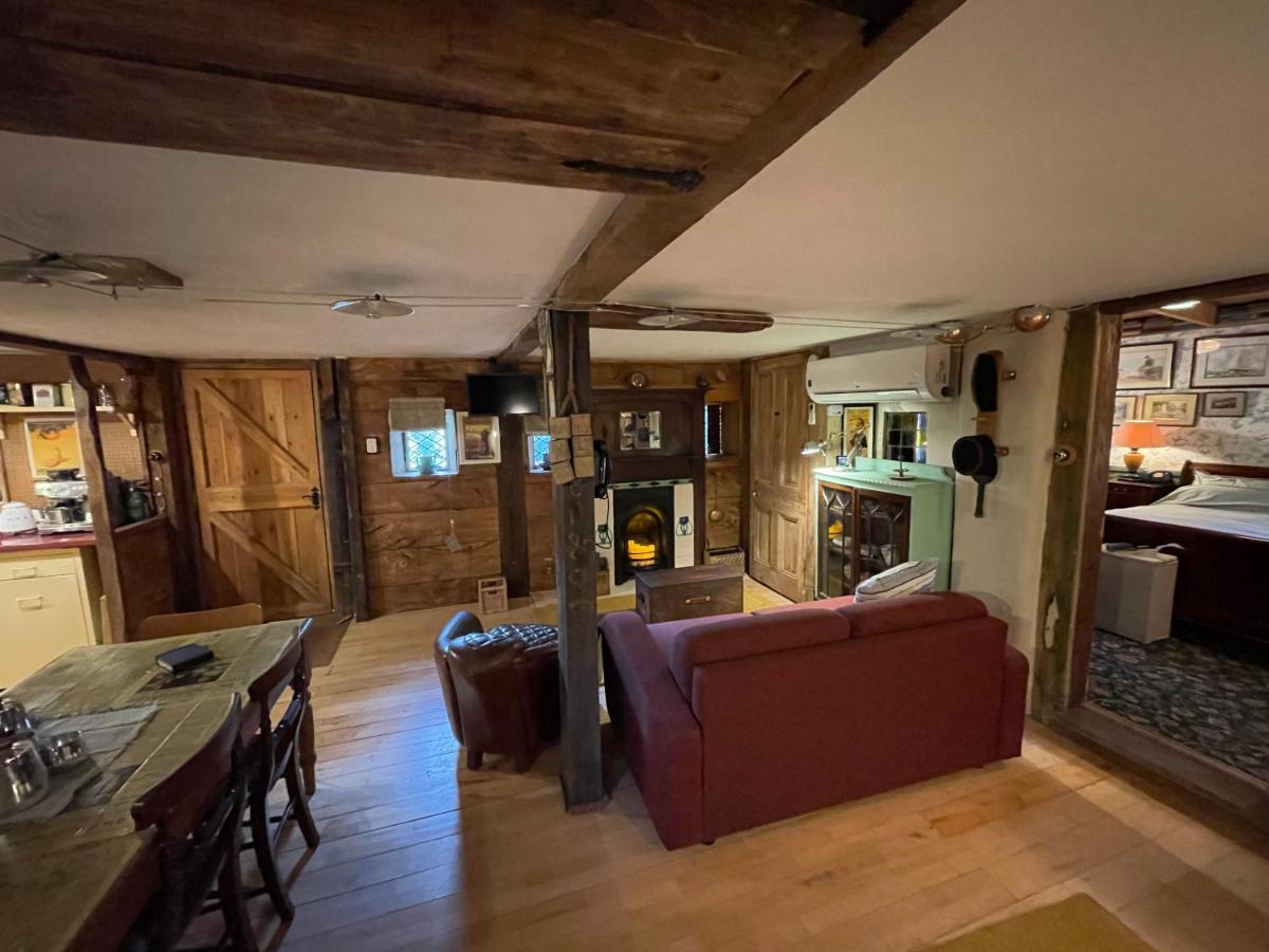 Remarkable Boultons Barn With Hot Tub 뉴턴애벗 외부 사진